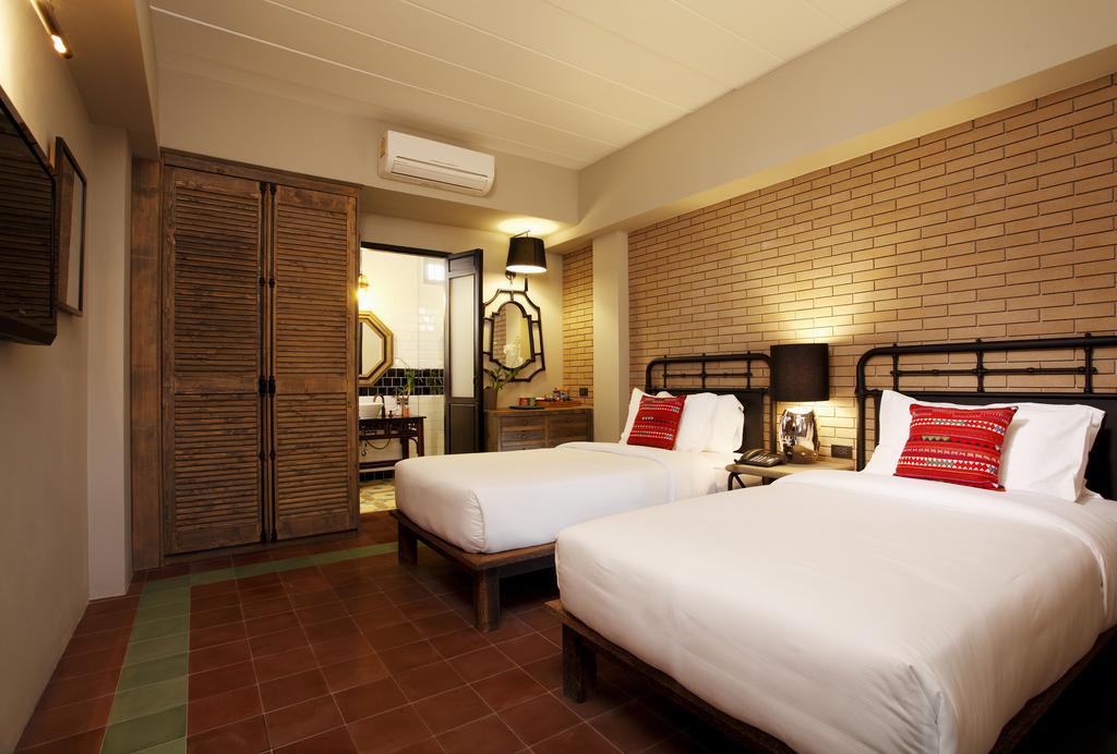 Baan Chart Hotel Bangkok Exterior foto